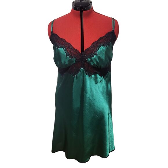 Green and black lace nightie, size XXL - Picture 1 of 3